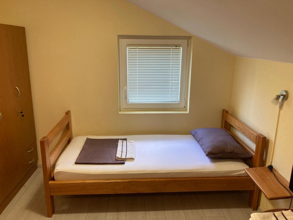 Hostel Jedvaj Krapina Esterno foto