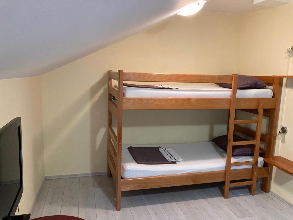 Hostel Jedvaj Krapina Esterno foto