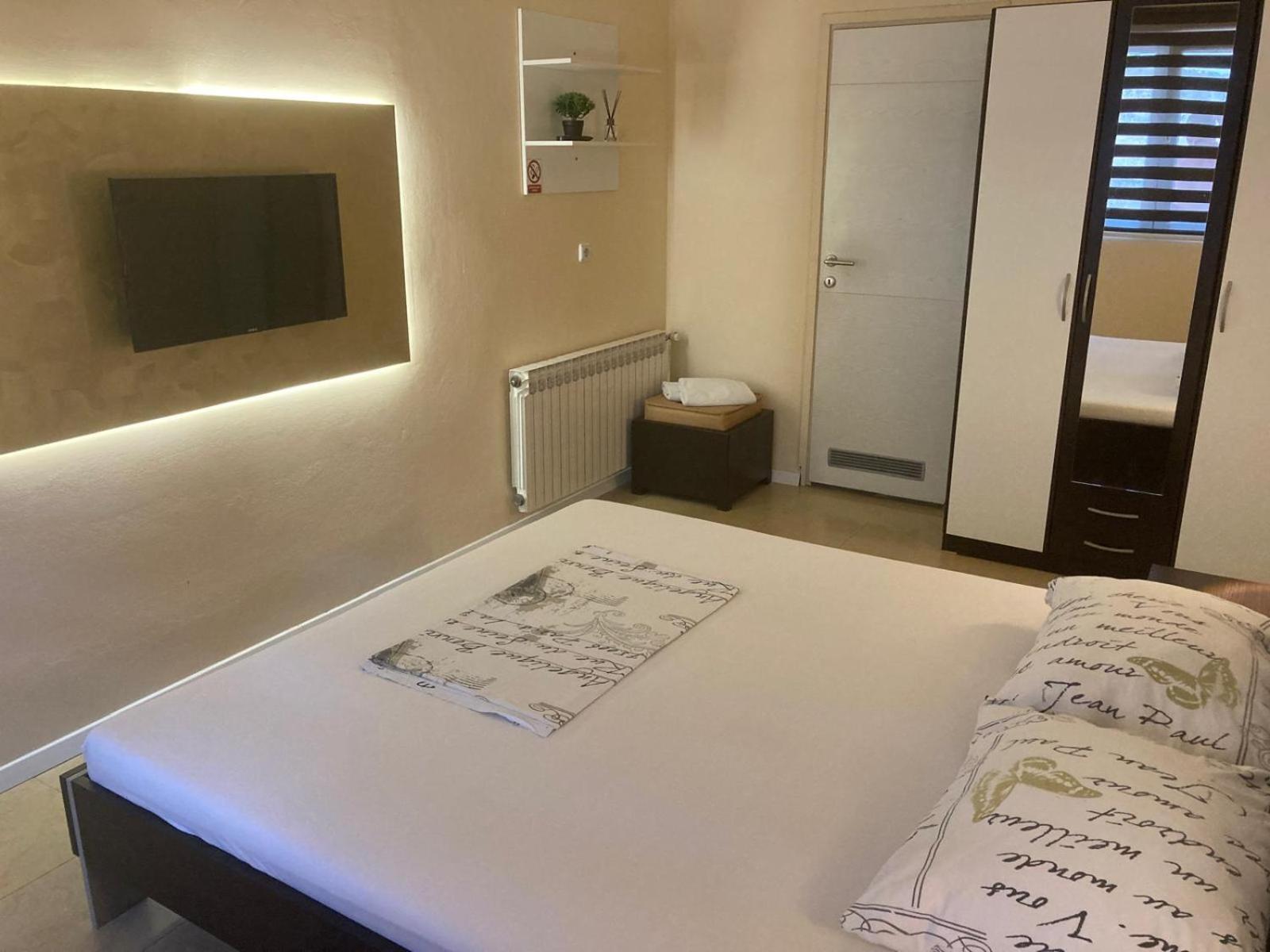 Hostel Jedvaj Krapina Esterno foto